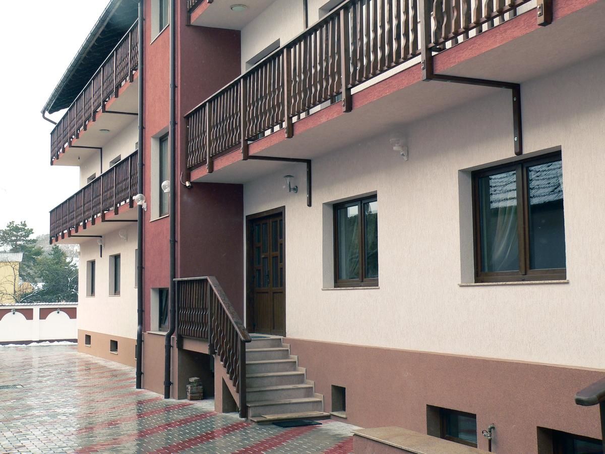 Гостевой дом Pension Deutsches Haus Брашов-18