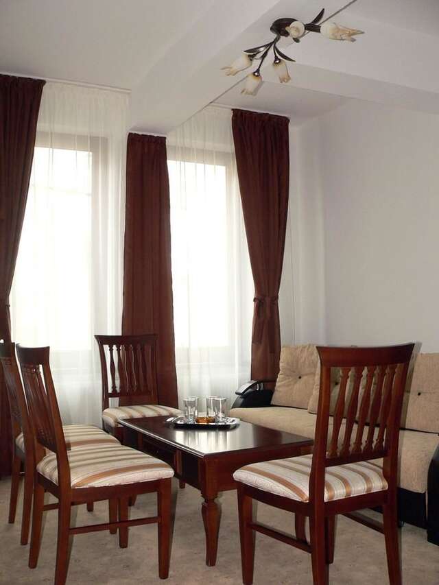 Гостевой дом Pension Deutsches Haus Брашов-24